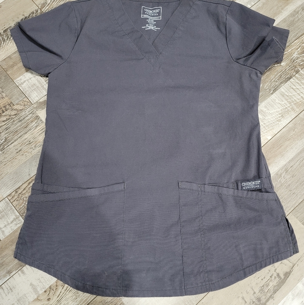 Cherokee women's scrub top